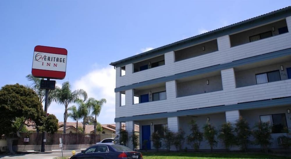 Фото Heritage Inn San Diego