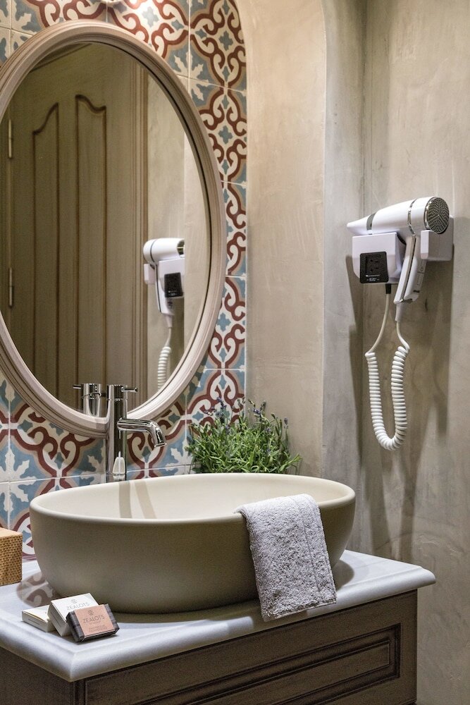 Фото Estia Boutique Apartments