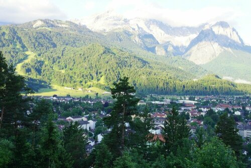 Внешний вид отеля Hotel & Gasthof Fraundorfer в Гармиш-Партенкирхене, фото 4
