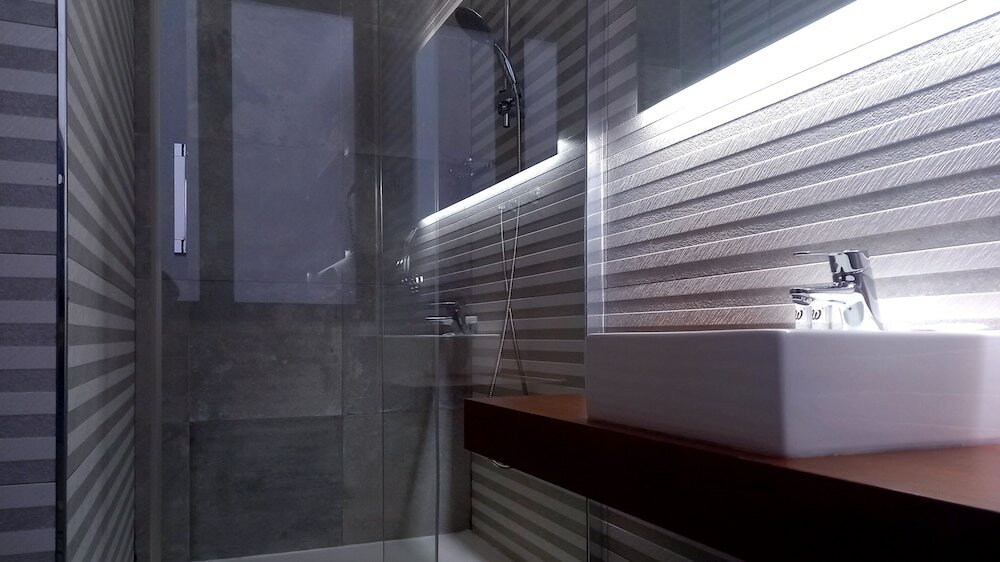 Фото Woohoo Suites Madrid