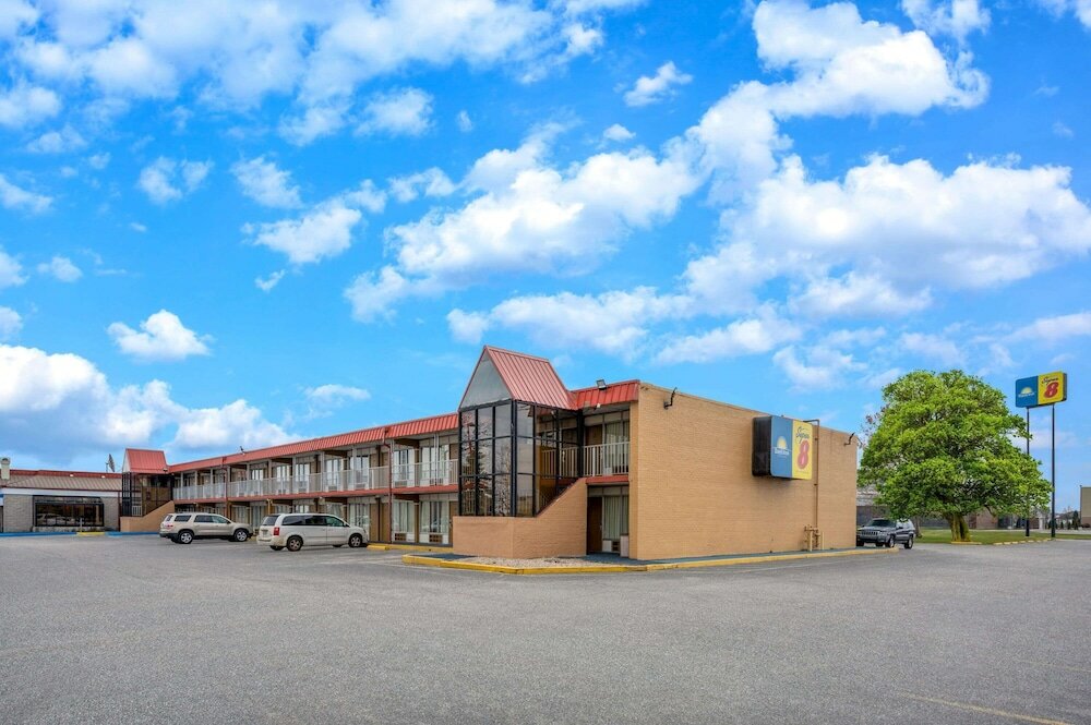 Фото Super 8 by Wyndham Perrysburg/Toledo