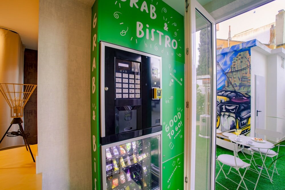 Фото Lx51 Studios & Suites Lisbon Center