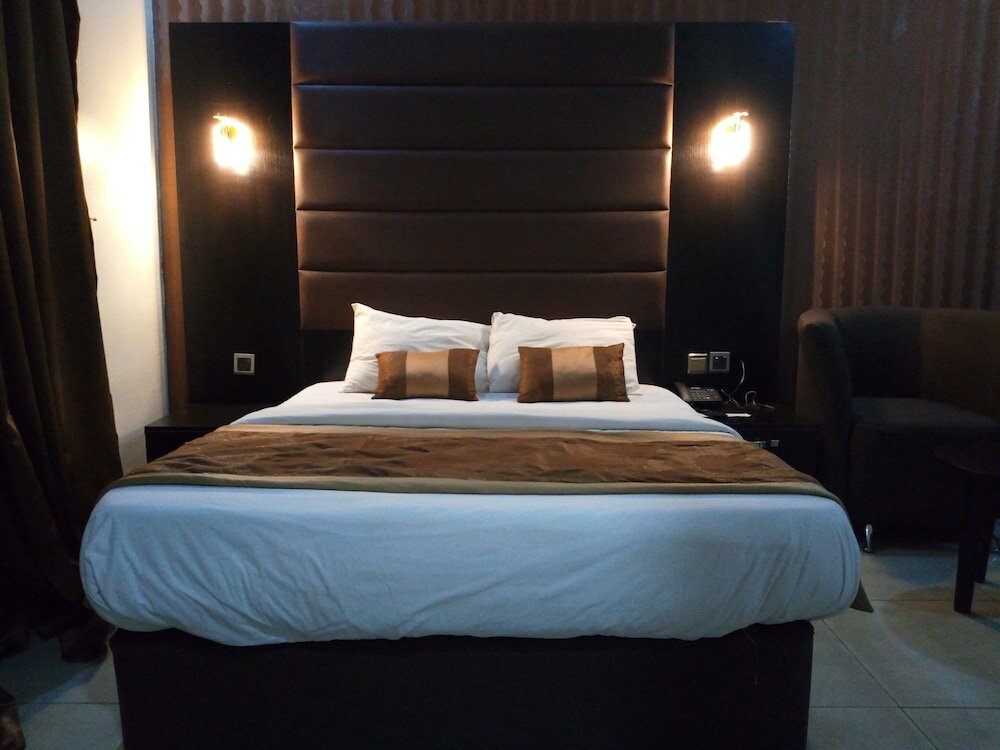 Фото Bana Hotel & Suites