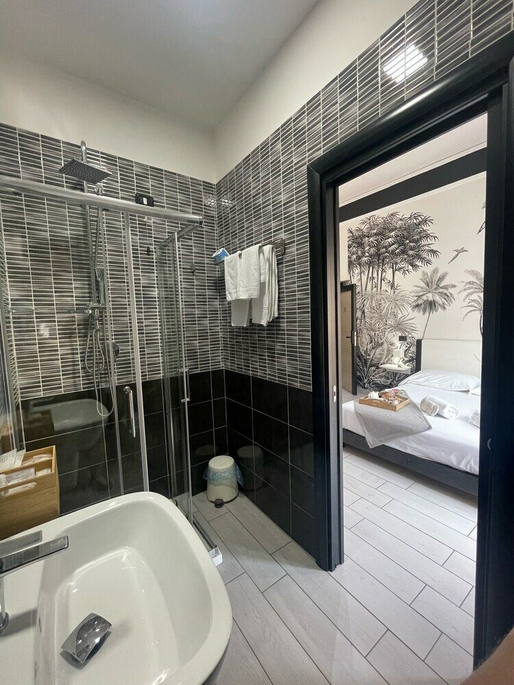 Фото Parthenope Rooms