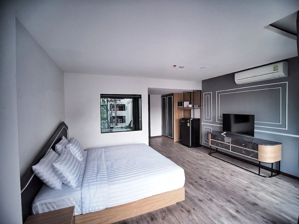 Фото Sleep With Me Pattaya