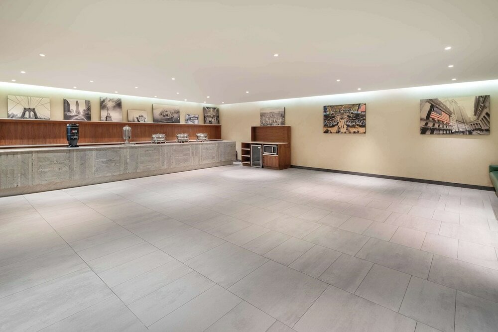 Фото Best Western Premier Herald Square