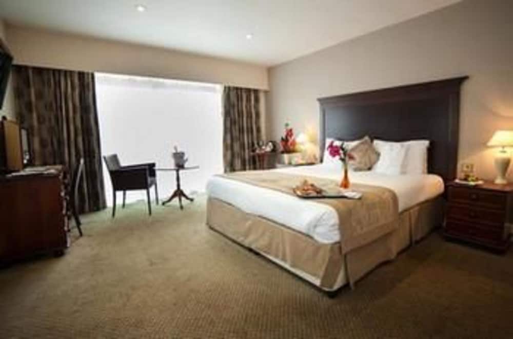 Фото Warren Lodge Hotel