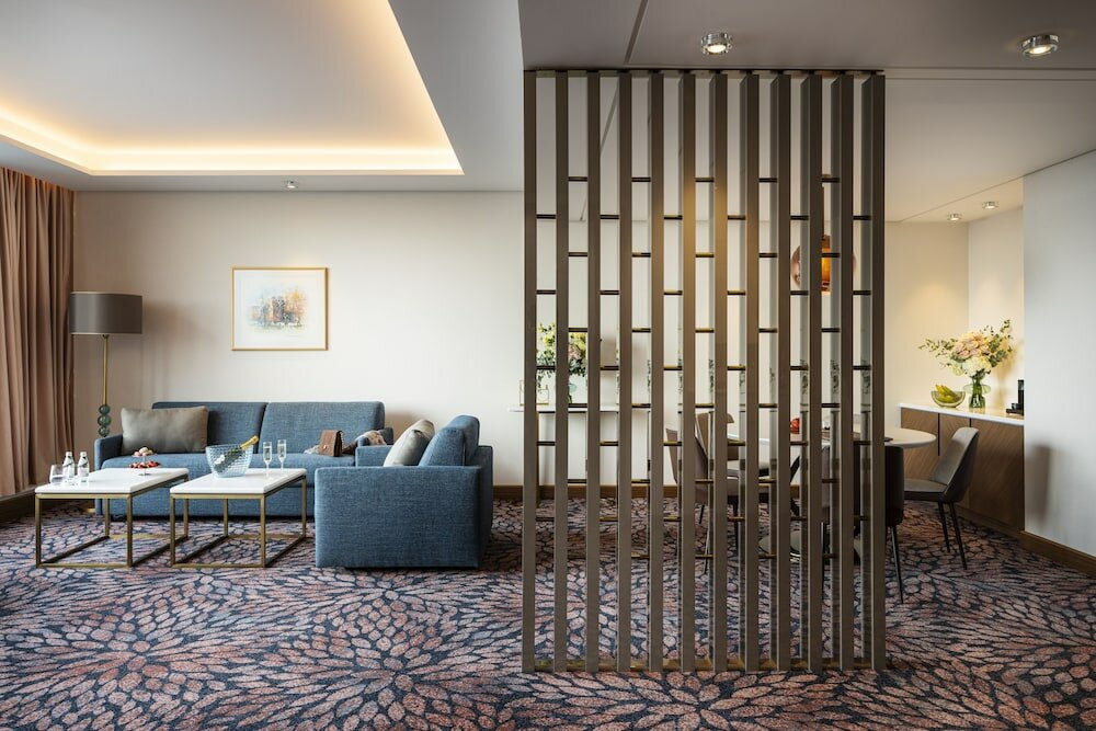 Фото Grand Hotel Millennium Sofia