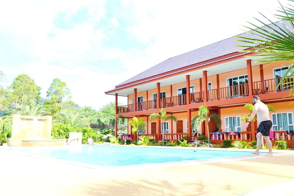 Фото Peaceful Resort Koh Lanta