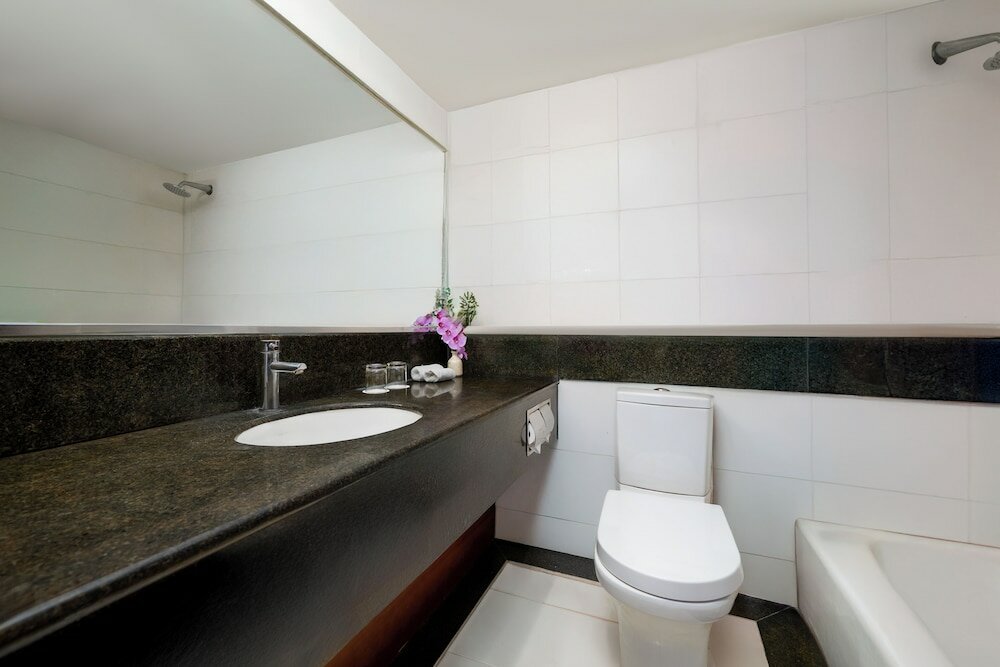 Фото Novotel Beijing Peace