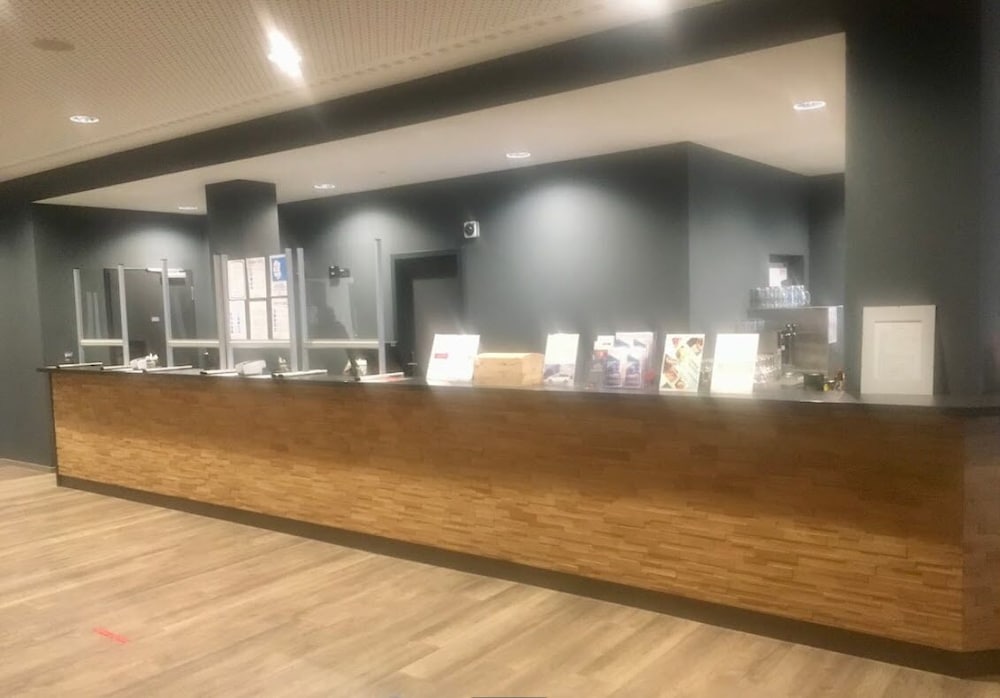 Фото Hotel Amper