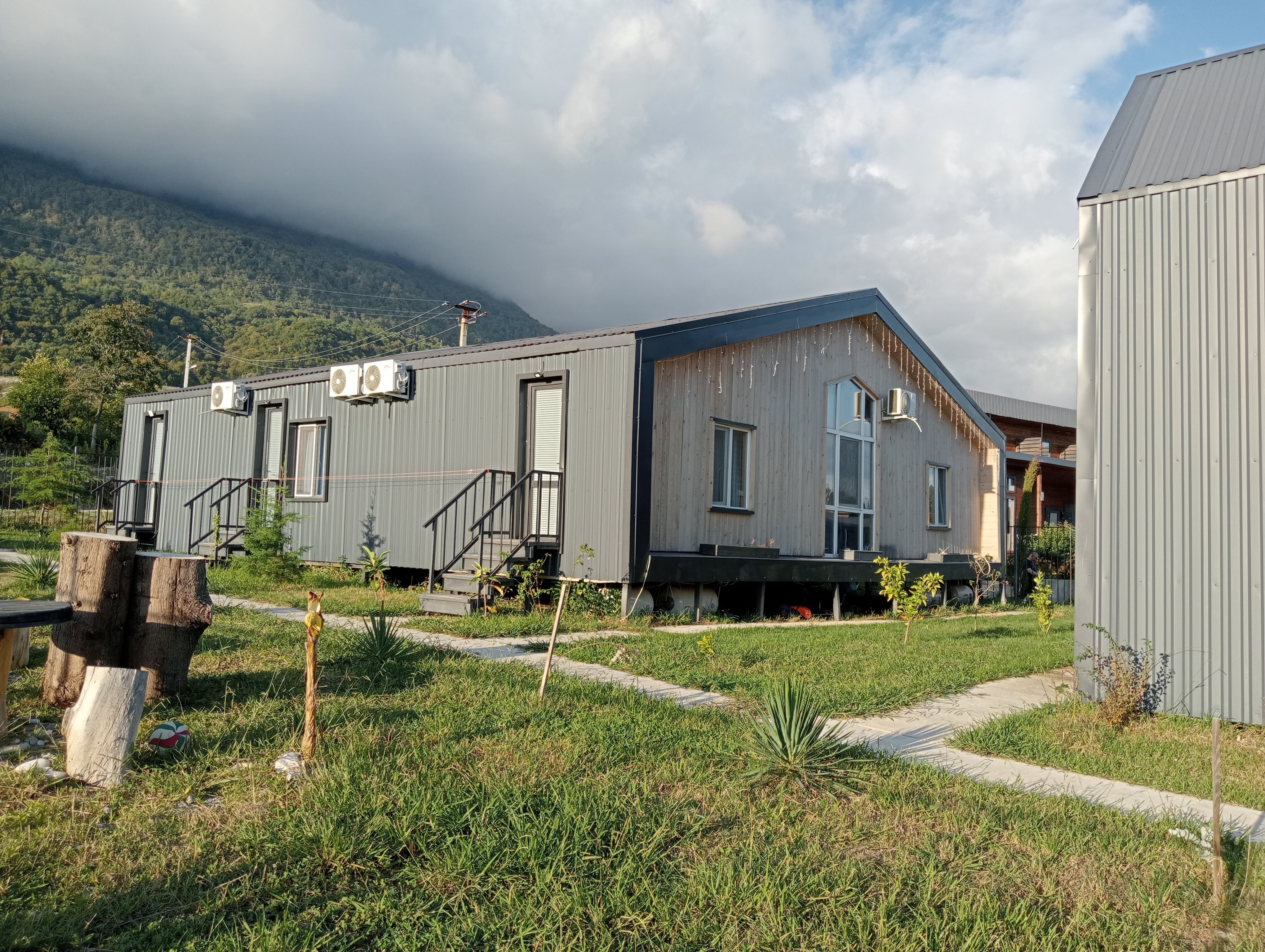 Фото Barn Resort