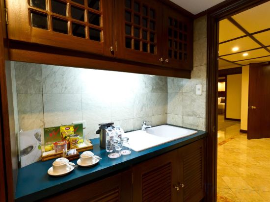 Фото Waterfront Airport Hotel & Casino