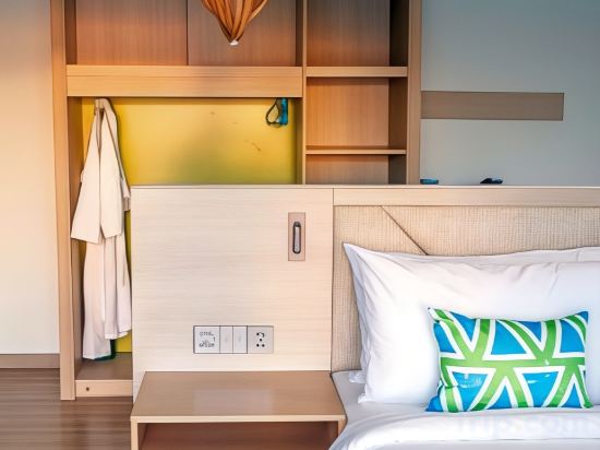 Фото Lime Resort Manila