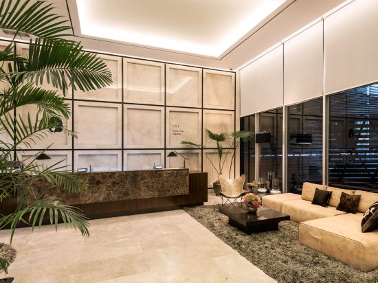 Фото Hotel The Designers Lyj Gangnam Premier