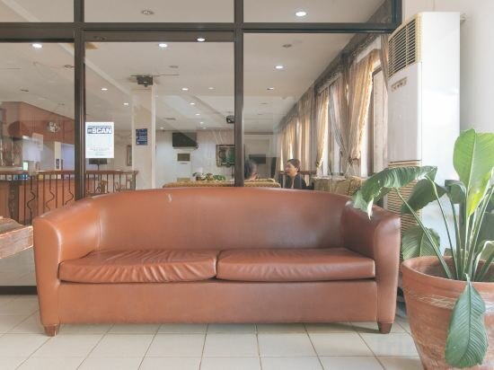 Фото Capital O 740 Bliss Hotel Dau