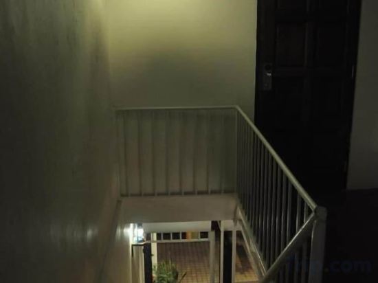 Фото Red Inn Court