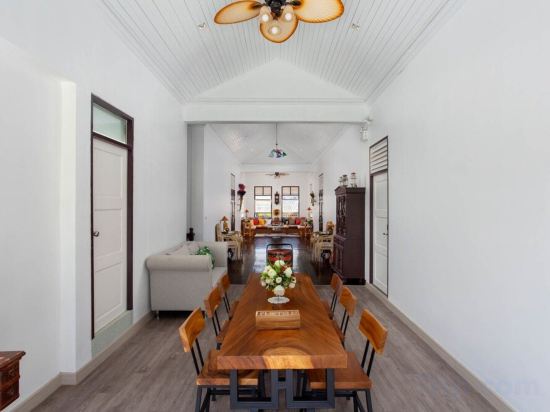 Фото Sound Gallery House