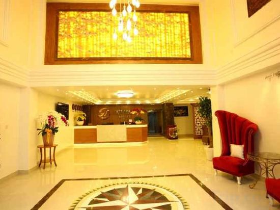 Фото New Space Hotel