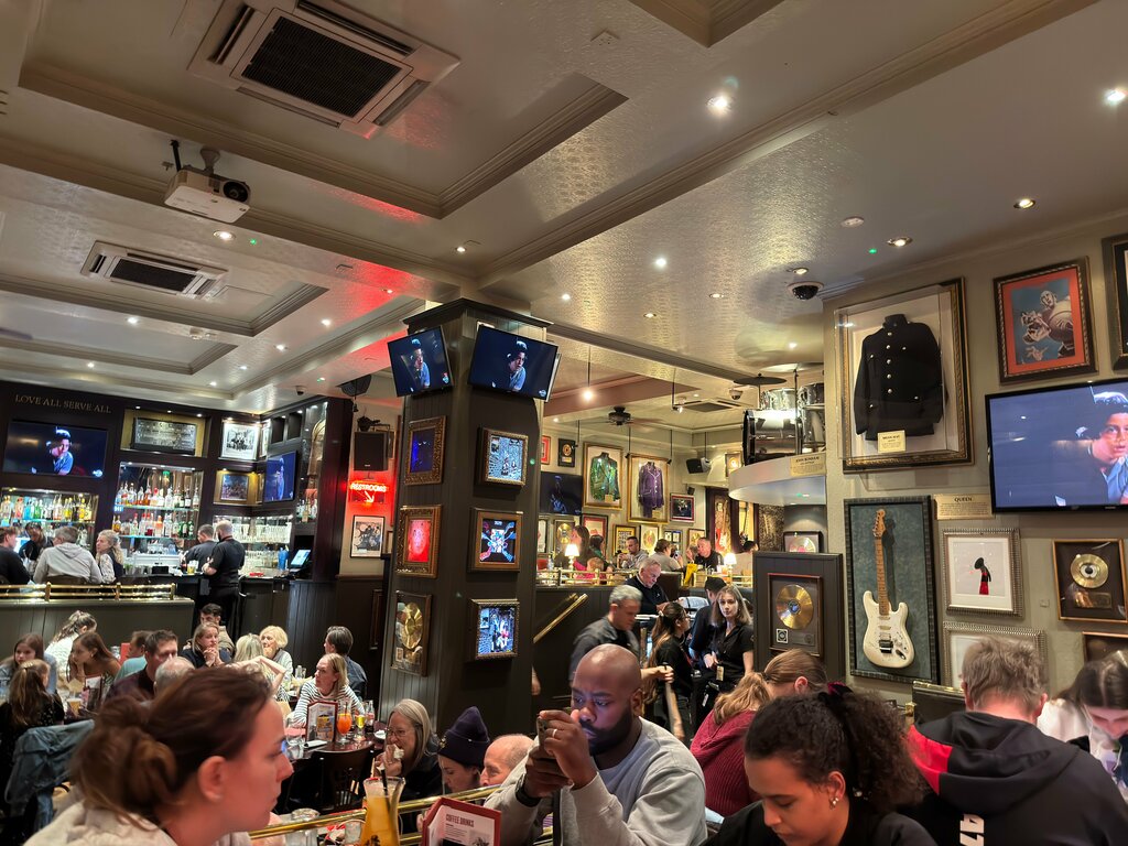 Cafe HardRock Cafe, London, photo