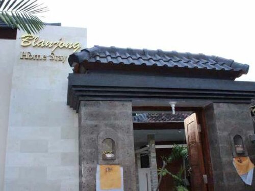 Внешний вид отеля Blanjong Home Stay в Денпасаре, фото 4