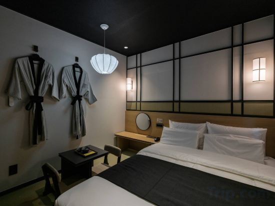 Фото Daejeon Yongjeon Sedona