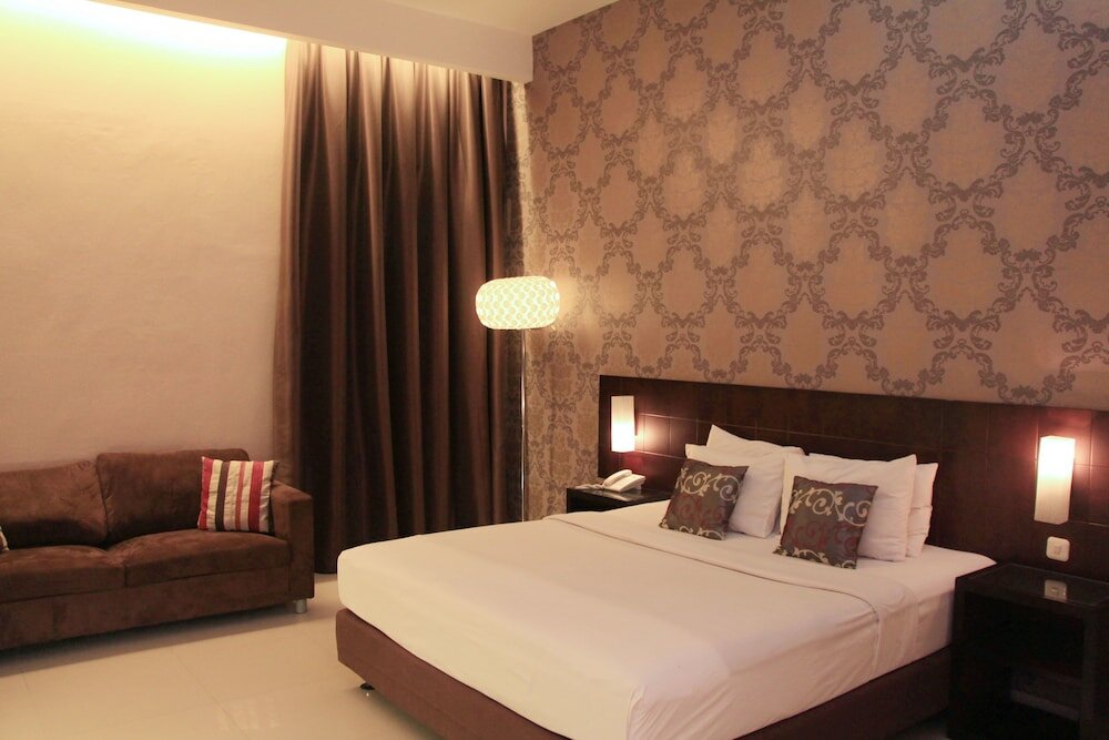 Фото Sisingamangaraja Guest House Semarang