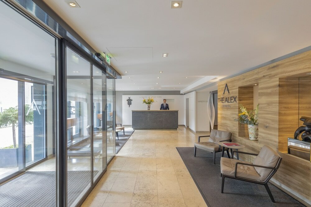 Фото The Alex Hotel