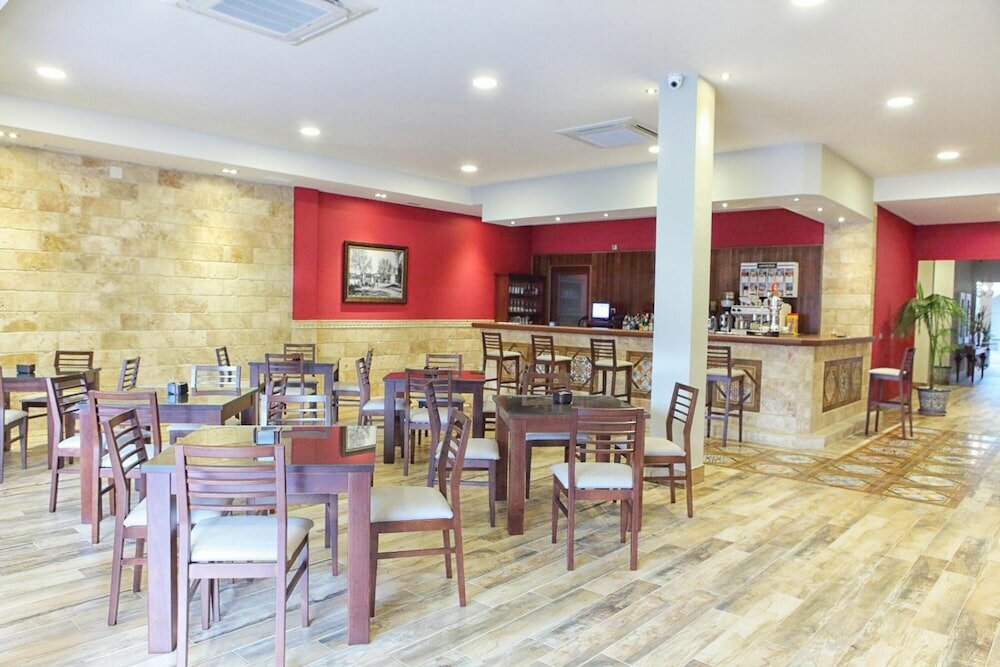 Фото Hostal Garlu