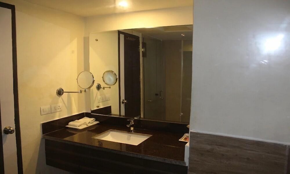 Фото The Royal Paradise