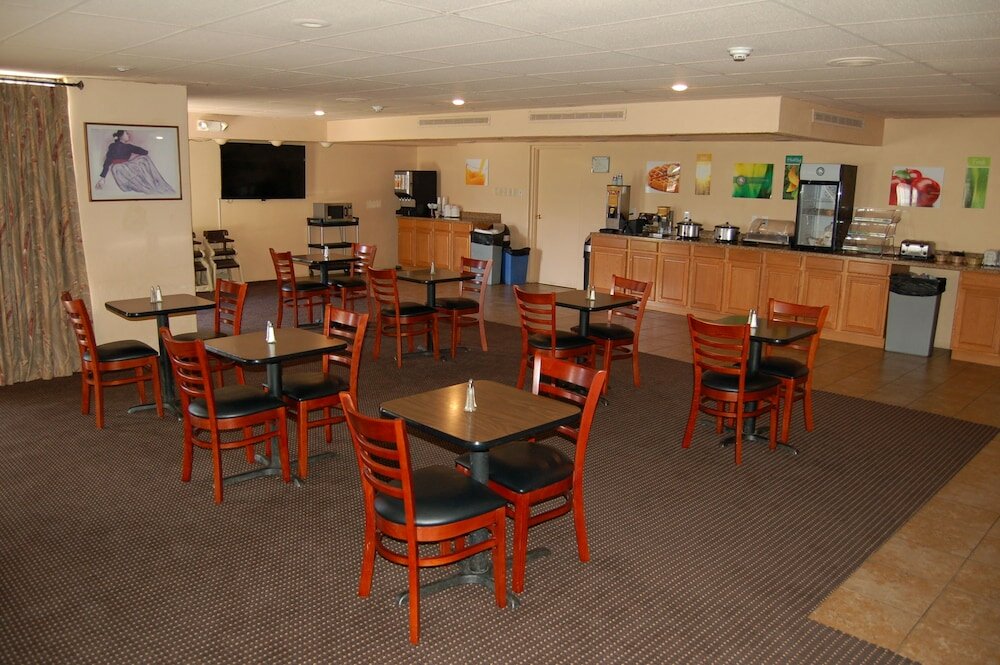 Фото Quality Inn Taos