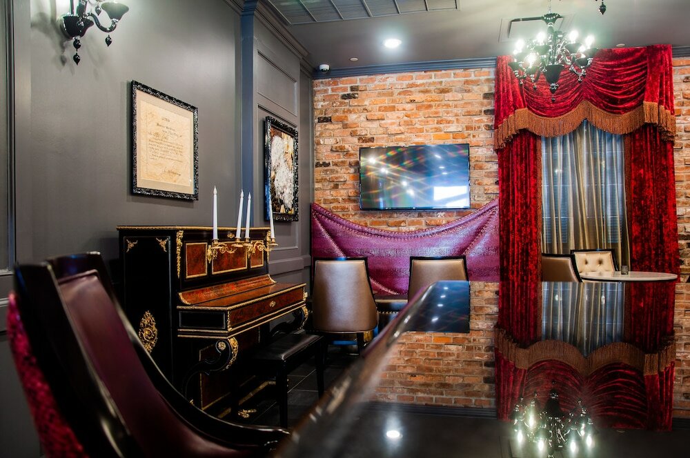 Фото Dauphine Orleans Hotel