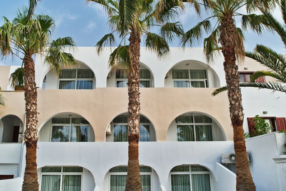 Фото Hotel Makarios