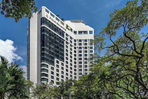 Внешний вид отеля Four Seasons Hotel Singapore в Сингапуре, фото 1
