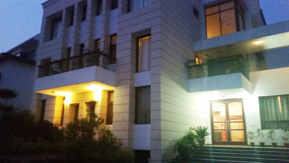 Фото Tavisha Villa