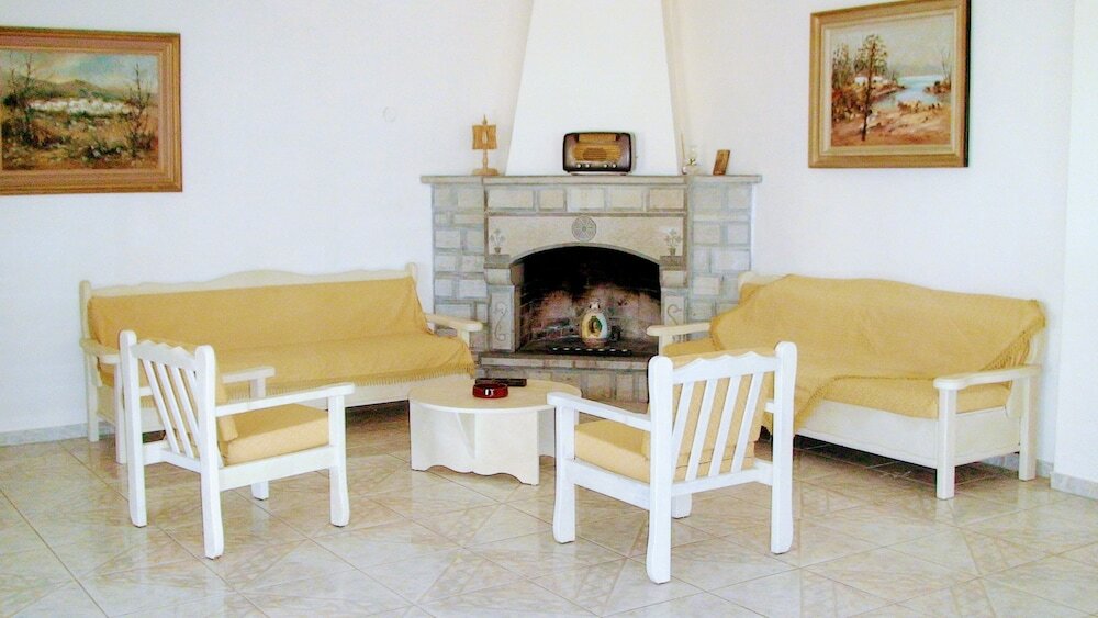 Фото Ambrosia Hotel