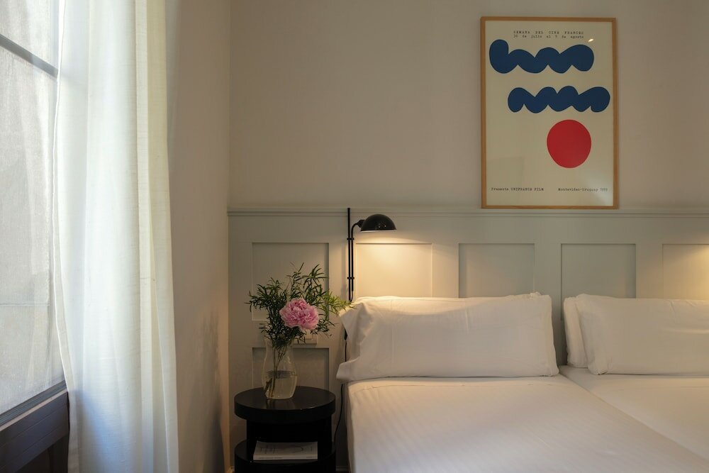 Фото Som Nit Born