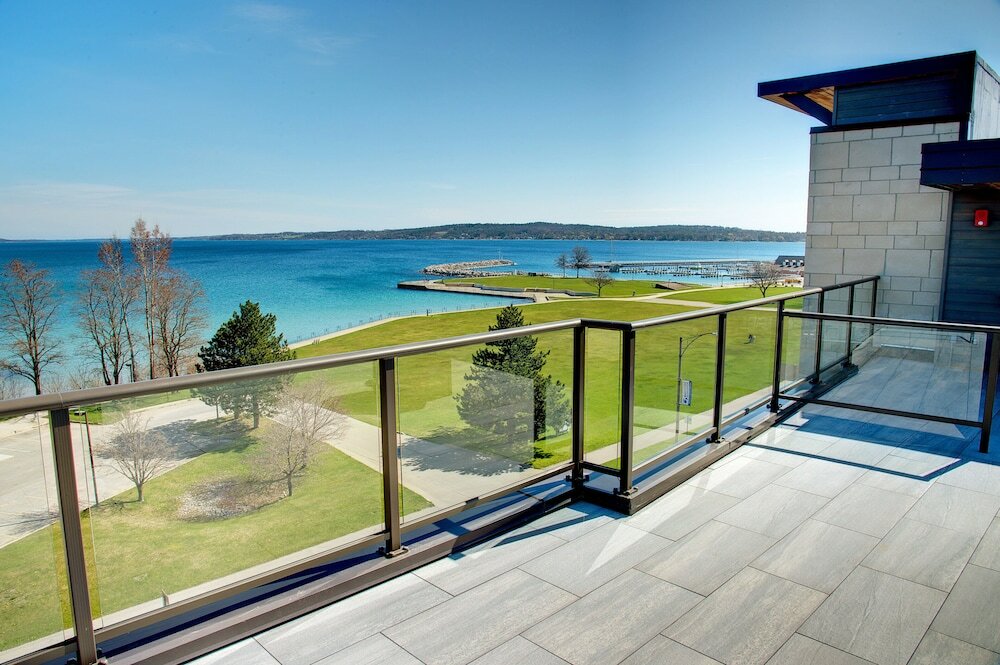 Фото Hotel Indigo Traverse City, an Ihg Hotel