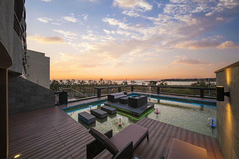 Фото Dignity Hotel