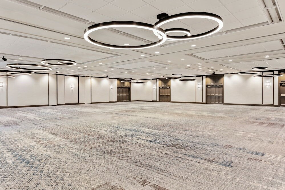 Фото Delta Hotels by Marriott Burlington