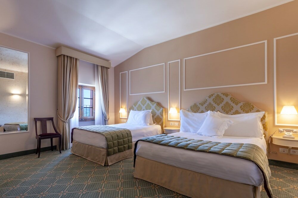 Фото Villa San Lucchese Hotel