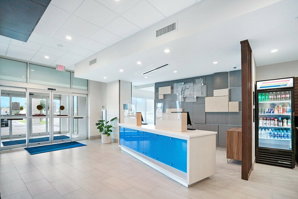 Фото Holiday Inn Express Jacksonville South Bartram Prk, an Ihg Hotel