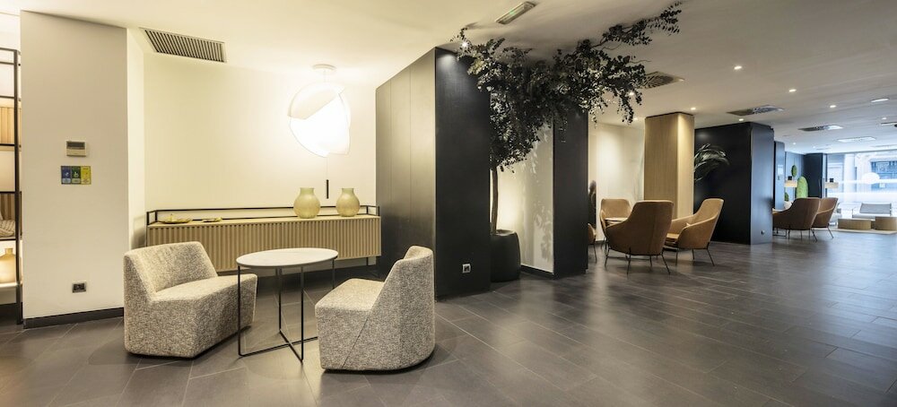 Фото Hotel Ilunion Almirante