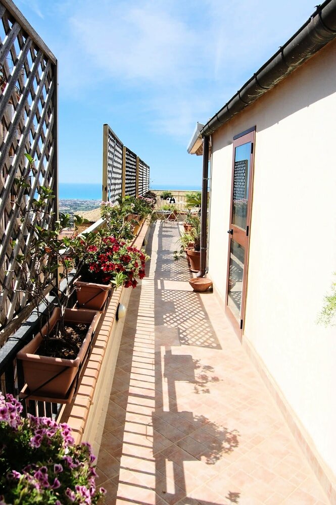 Фото B&b PortAtenea