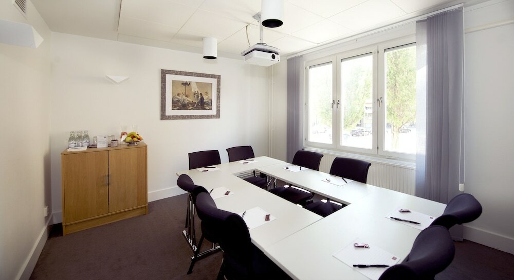 Фото Home Hotel Tapto