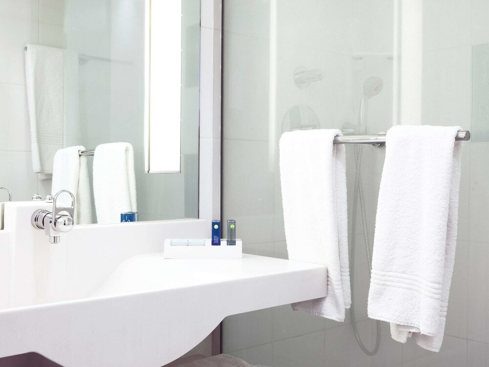 Фото Novotel Lausanne Bussigny