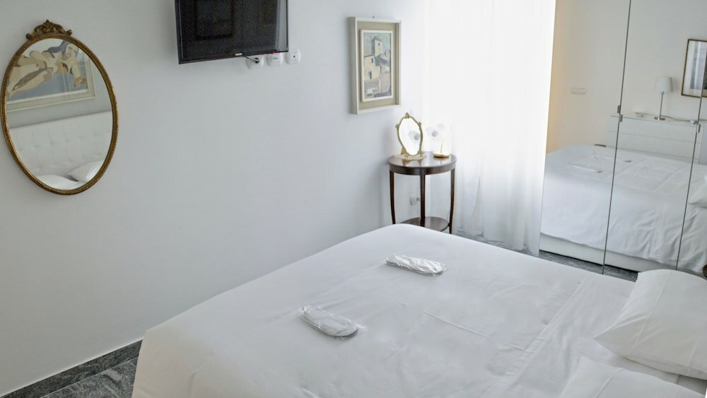 Фото Aiello Suites Executive