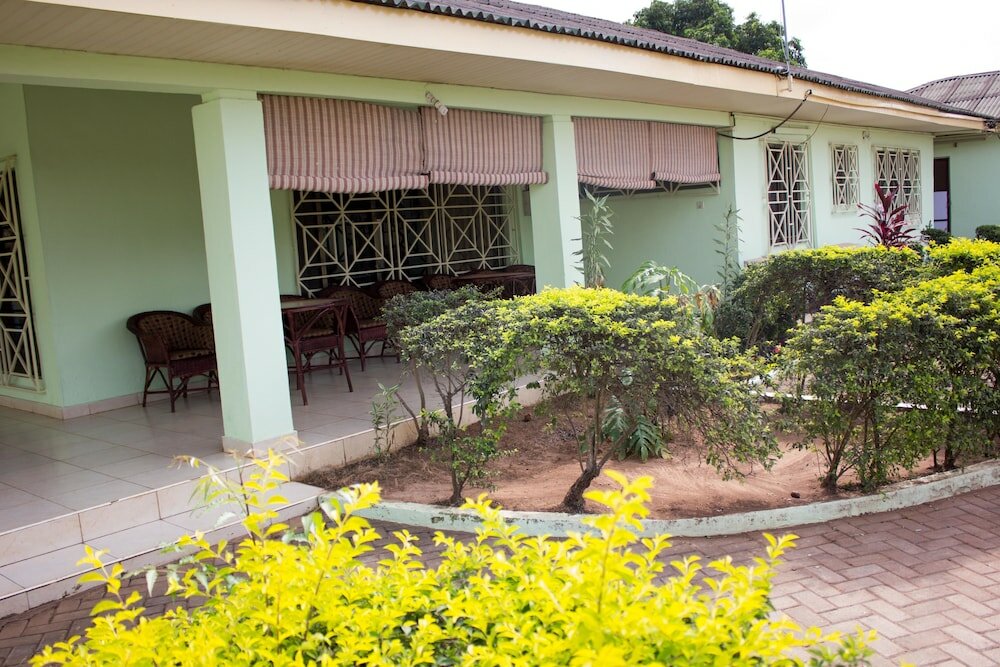 Фото Jayliz Lodge