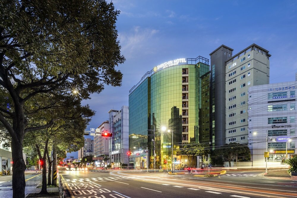 Фото Shin Shin Hotel Jeju Airport
