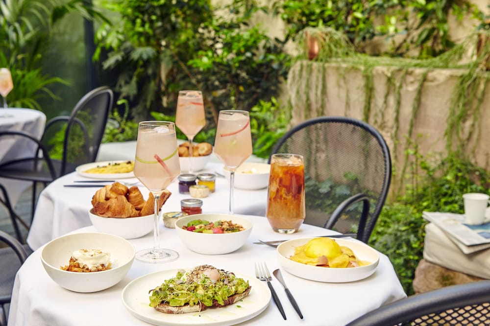 Фото Perpetual Elysee Montaigne